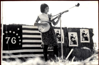 Young Janet Burton in a banjo contest